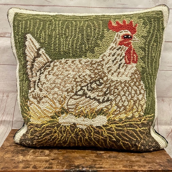 Vintage Other - wool and velvet cotton hooked rug/needlepoint hen pillow sham